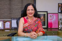 Dr. Sudha Tandon, Gynecologist Obstetrician in Mumbai