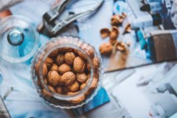 12 Foods That Lower Cholesterol Naturally 12 Foods That Lower Cholesterol Naturally