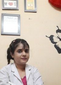 Dr. Arushi Sharma, Dentist in Delhi