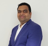 Dr Megghal Shah, Dentist in Mumbai