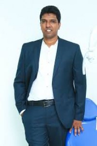 Dr Vivek Pandian, Dentist in Chennai