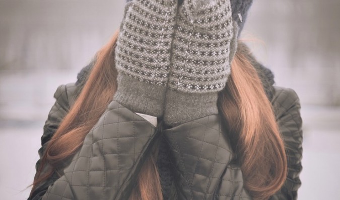 Why Your Skin Gets Dry In The Winter, According To The Experts